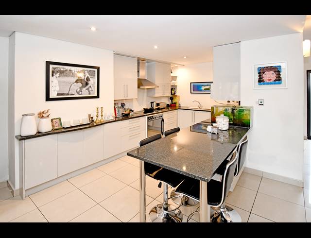 2 BEDROOM APARTMENT TO LET IN ATHOLL